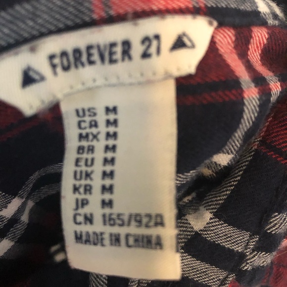 Cropped Plaid Flannel - Picture 4 of 4